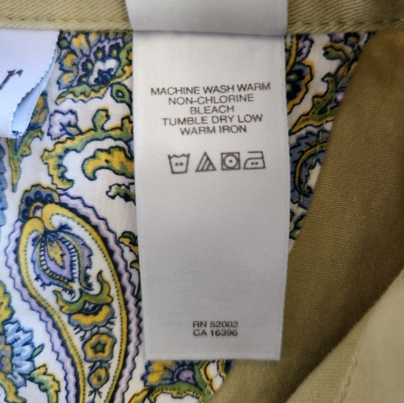 VILLAGER size 18 chartreuse green jacket. Nice detail at natural waist. - Picture 6 of 6